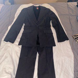 Cache Women's Suit Black & White Pin Stripe Blazer & Flare Bottoms